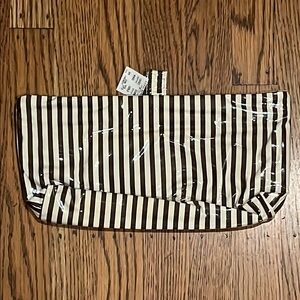Henri Bendel clutch